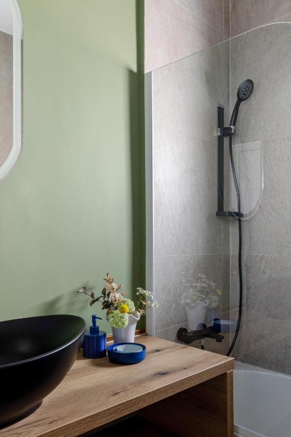 Holt - Dolce In Napoli Appartement Boekarest Buitenkant foto