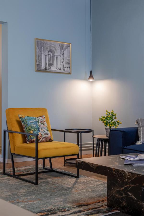 Holt - Dolce In Napoli Appartement Boekarest Buitenkant foto